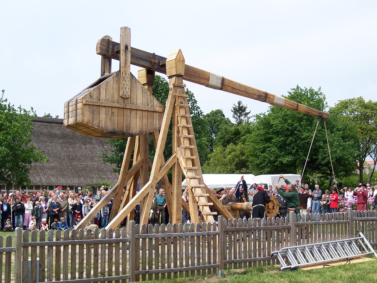 blide catapult middle ages free photo