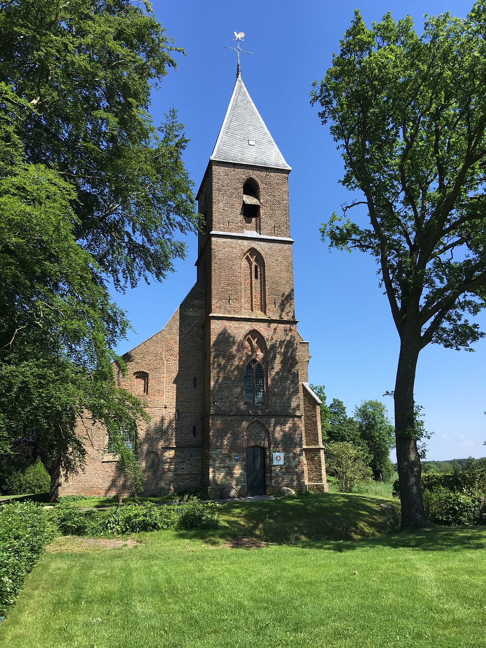 blijdestein church ruinerwold free photo