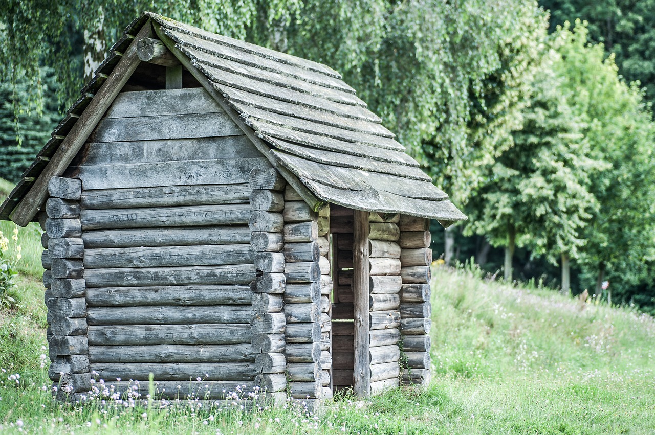 block house old wood free photo