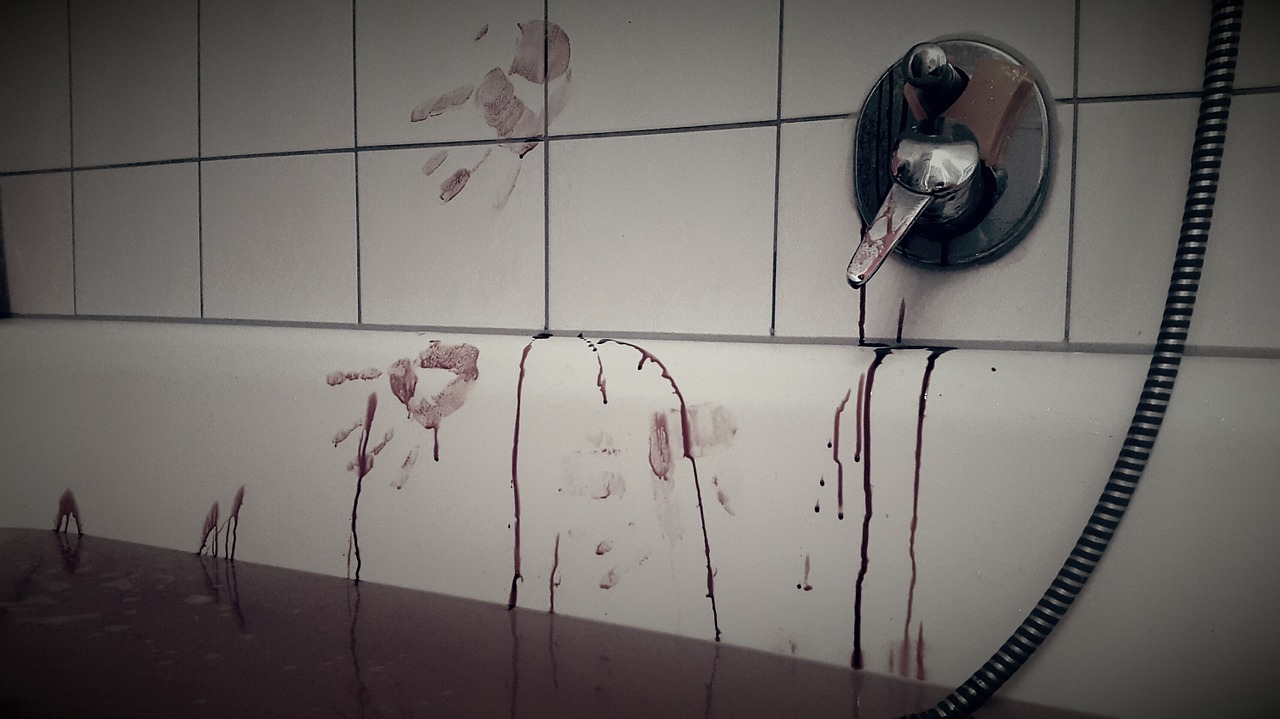 bloodbath bath crime free photo