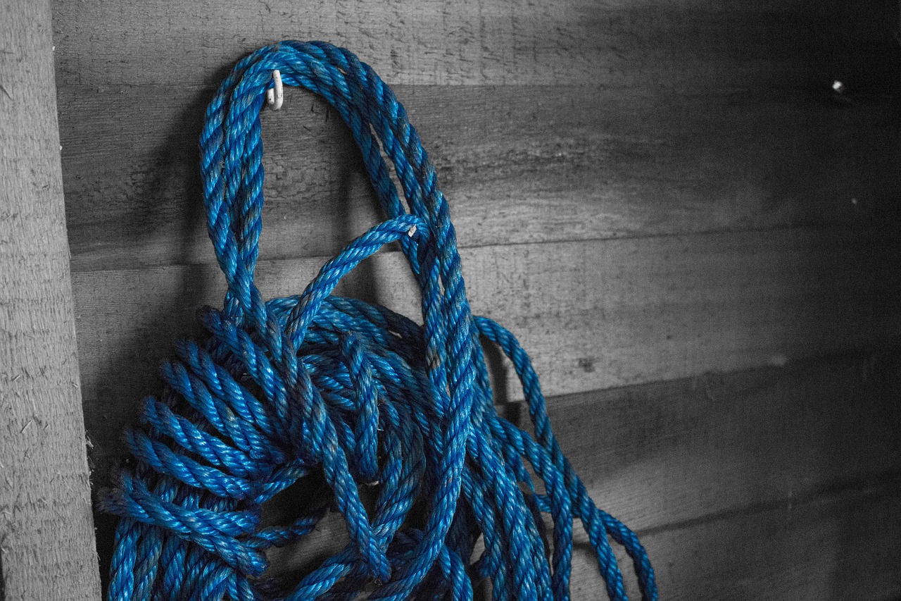 blue rope barn free photo