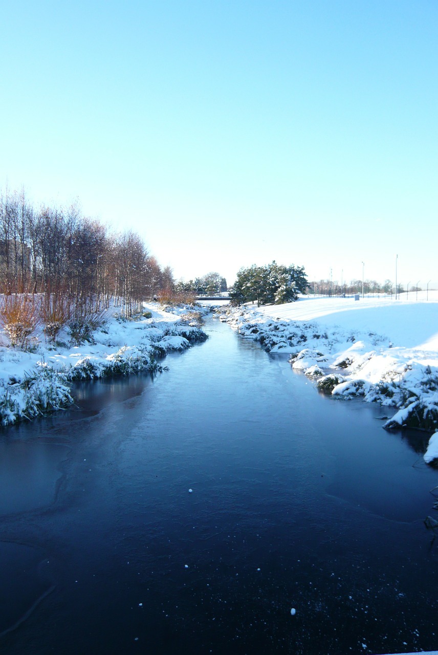 blue winter water free photo