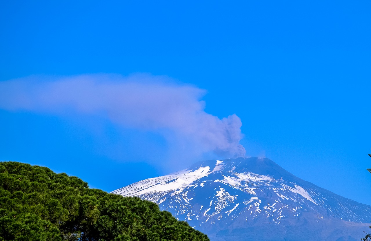 blue sky mountain free photo