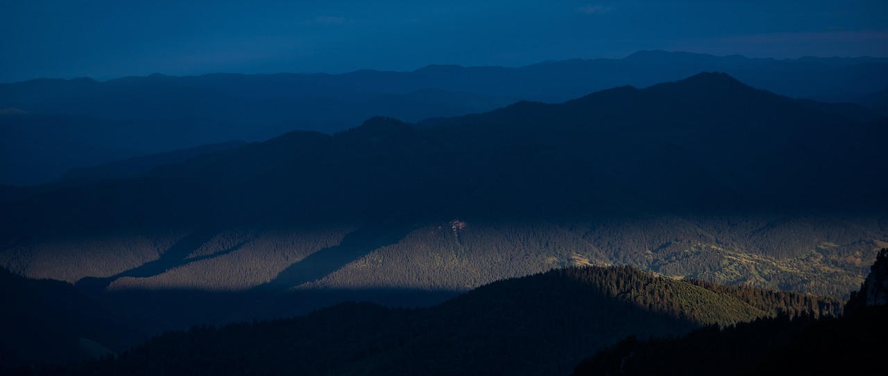 blue dark mountain free photo