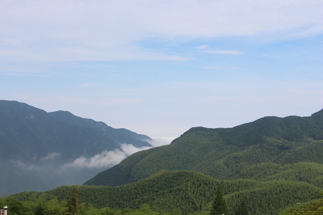 blue mountain cloud free photo