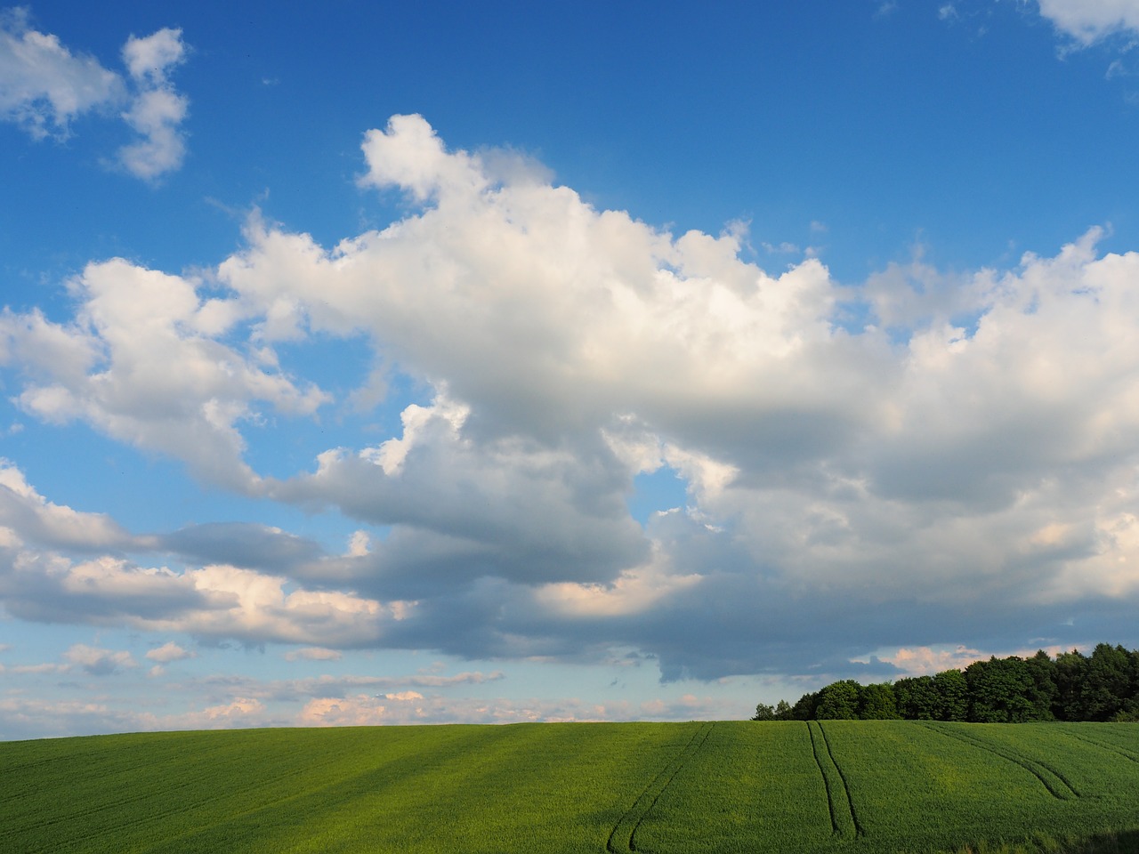 blue sky clouds free photo