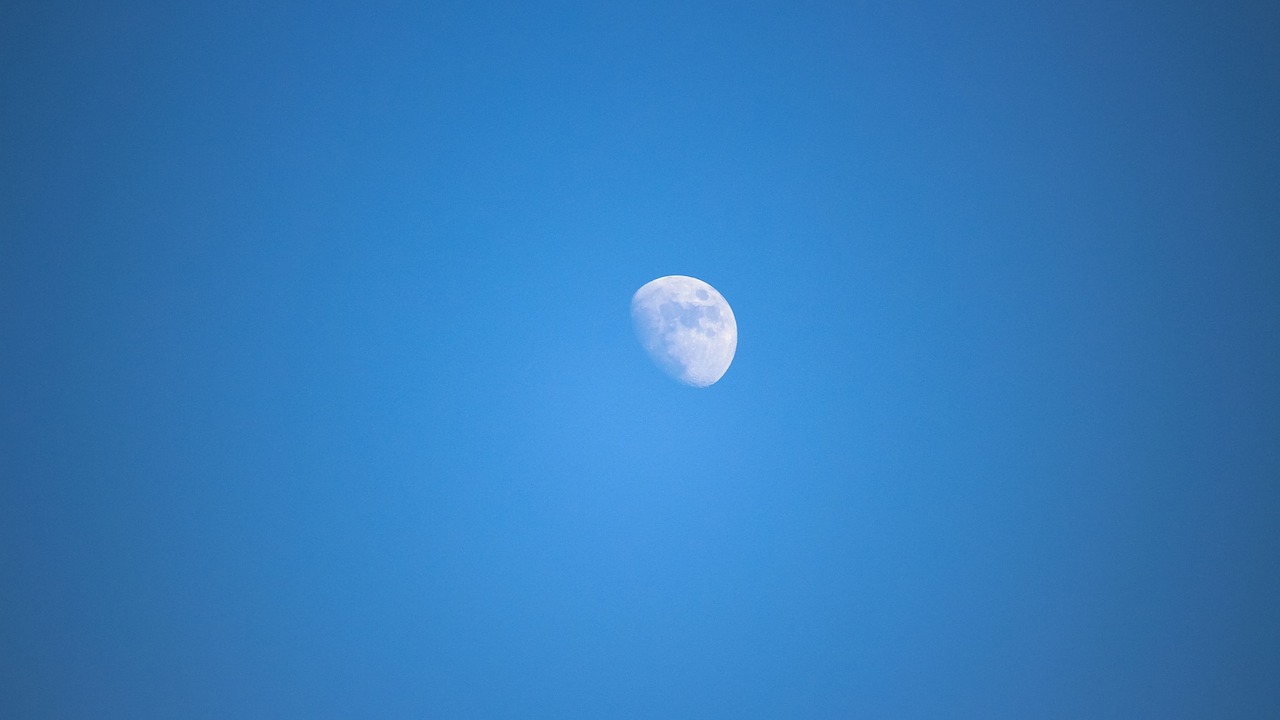 blue moon sky free photo