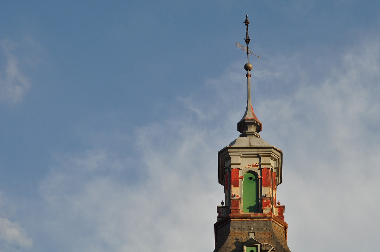 blue tower segovia free photo