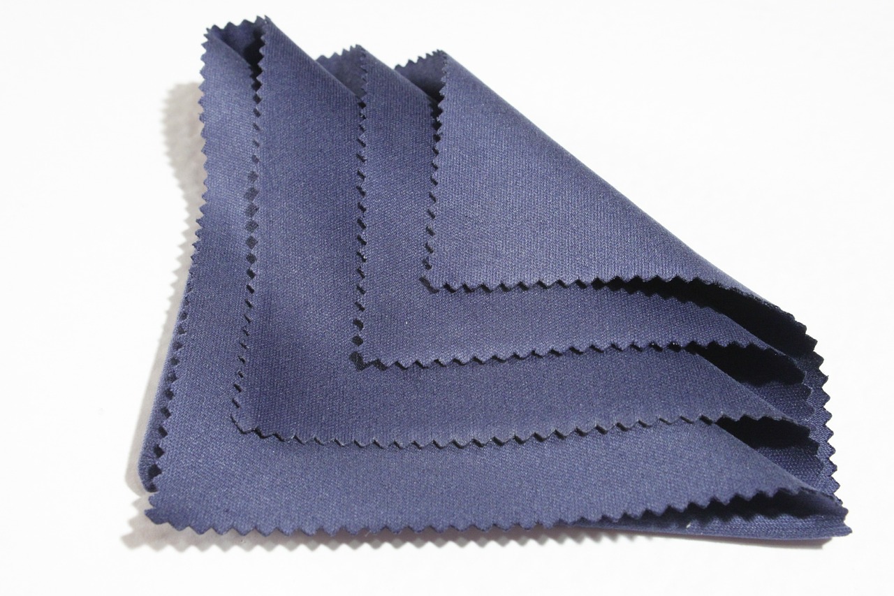 blue cleaning cloth free photo