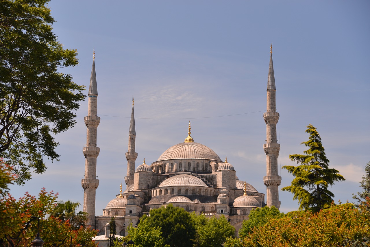 blue mosque istanbul good weather free photo
