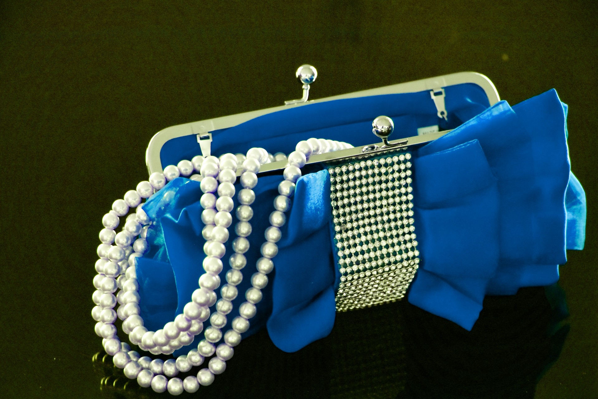 blue purse clasp free photo
