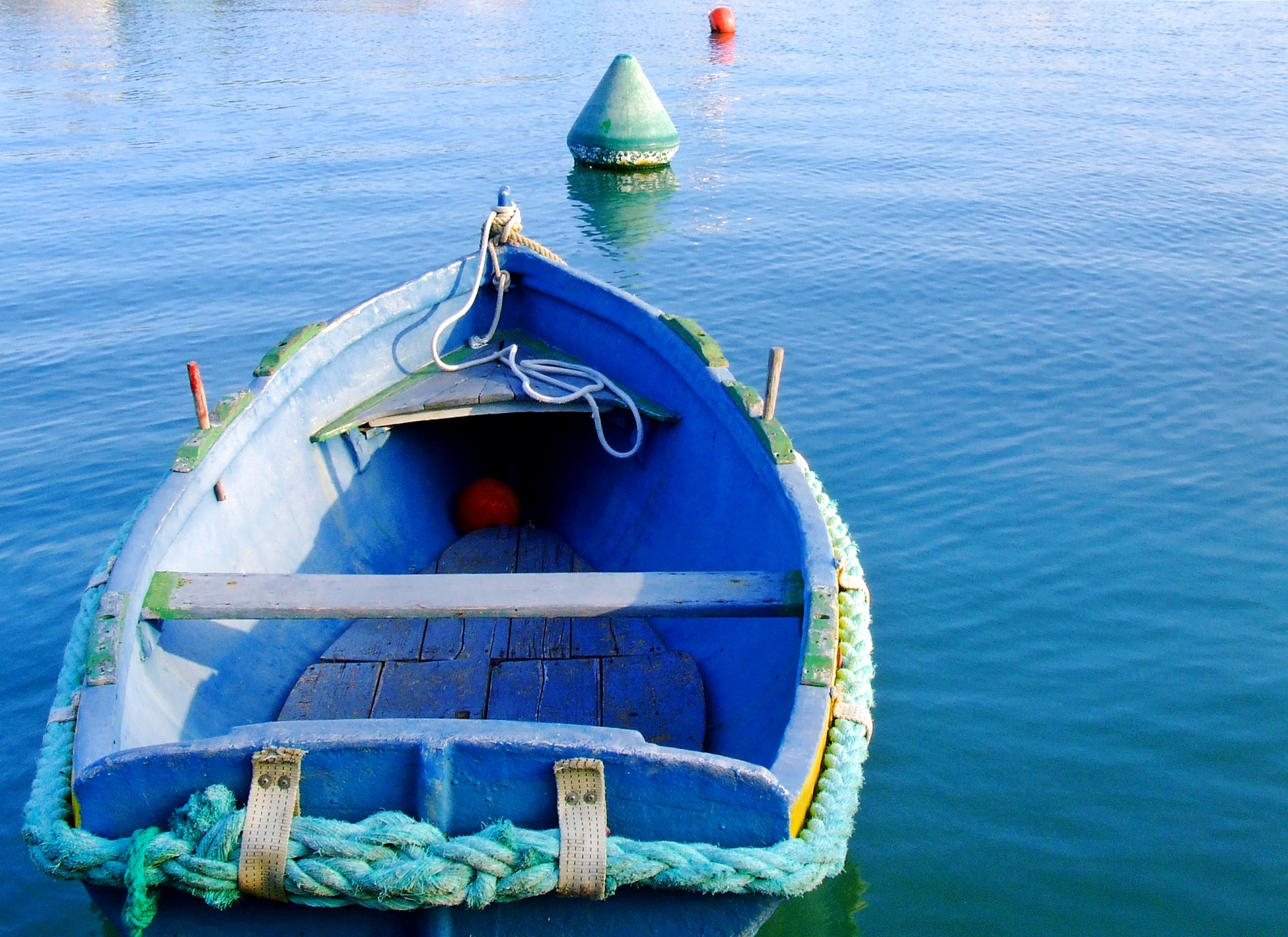boat rowing boat blue boat free photo