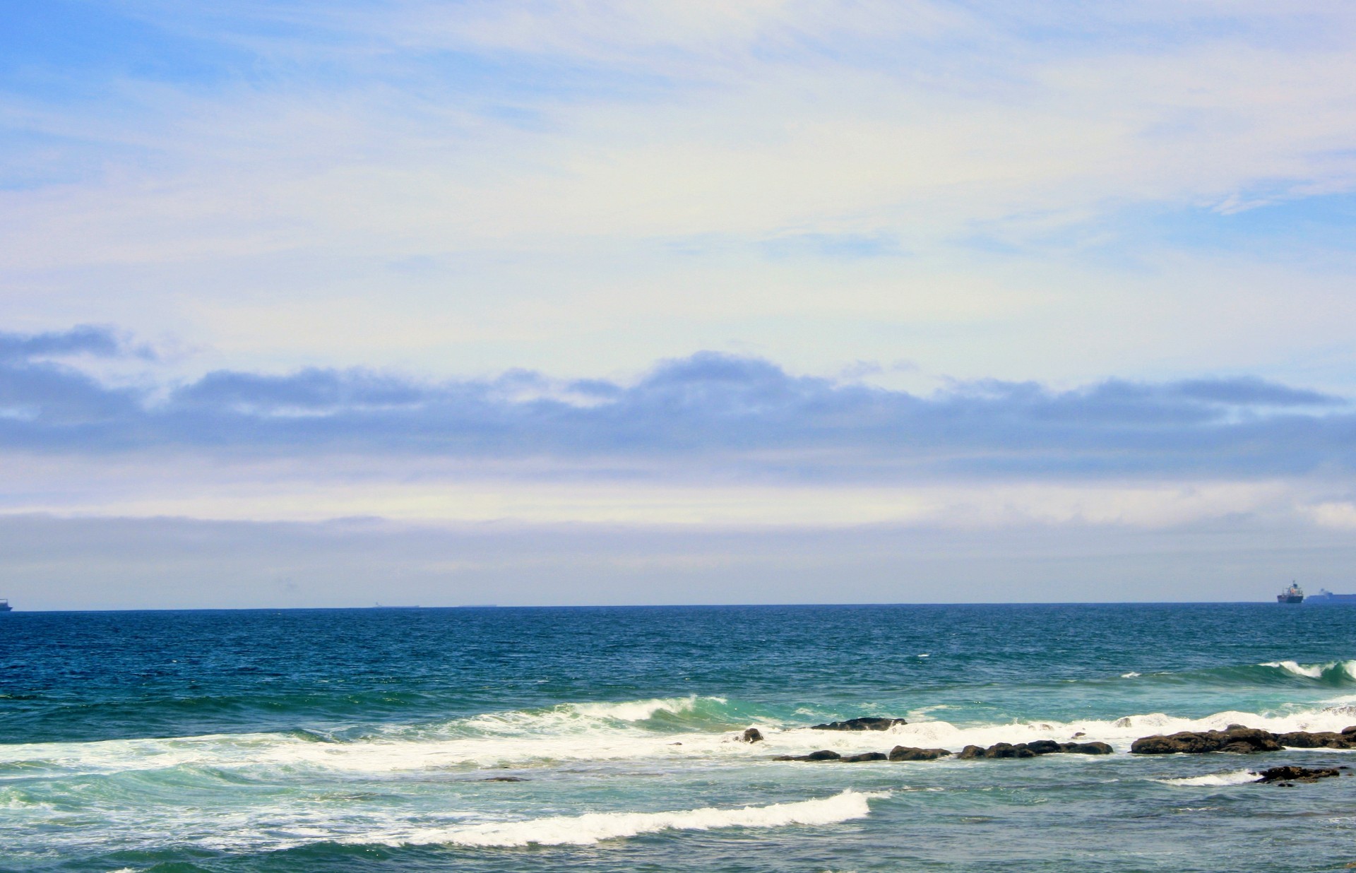 sea blue waves free photo