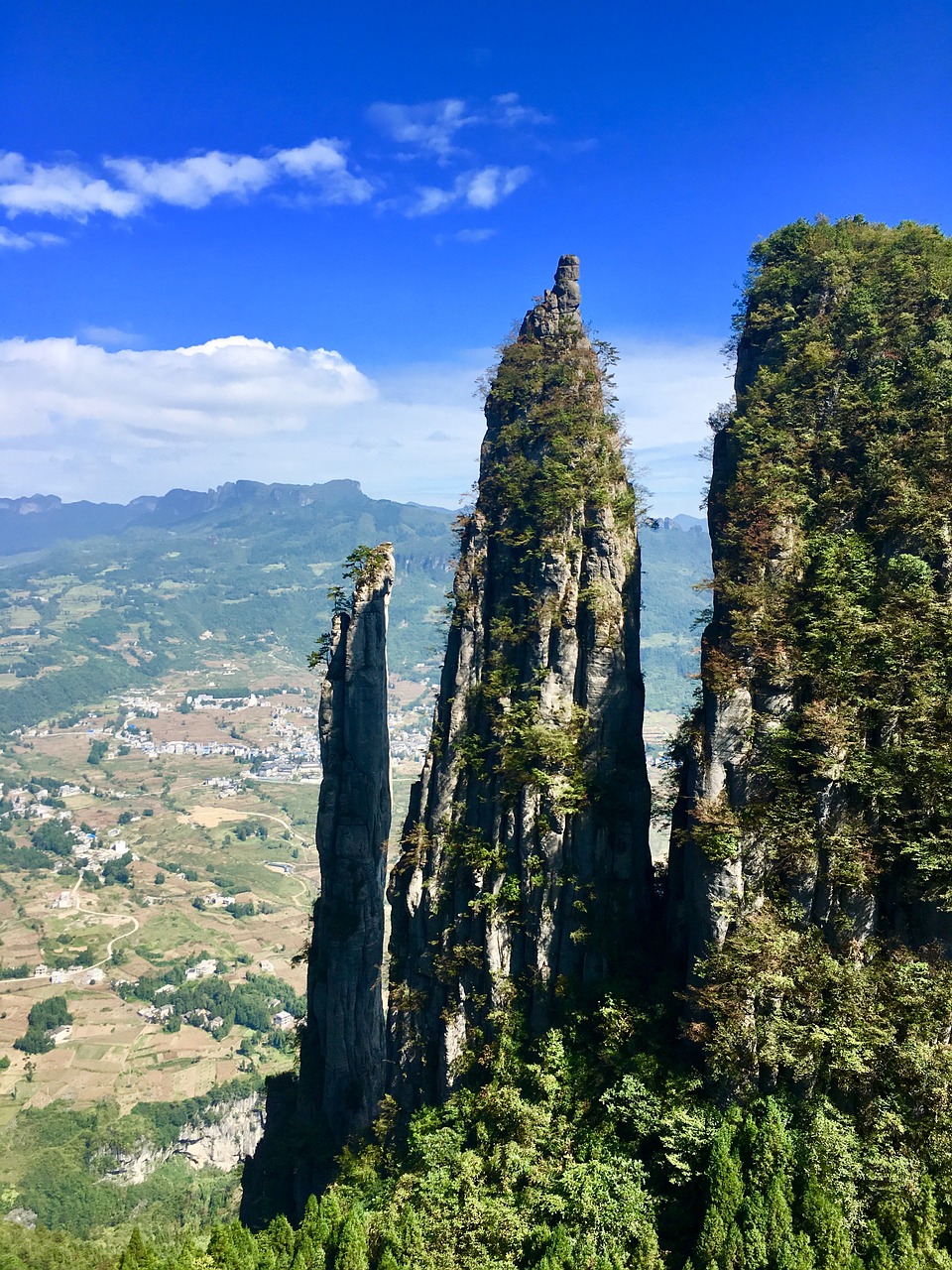 blue sky  tourism  mountain free photo