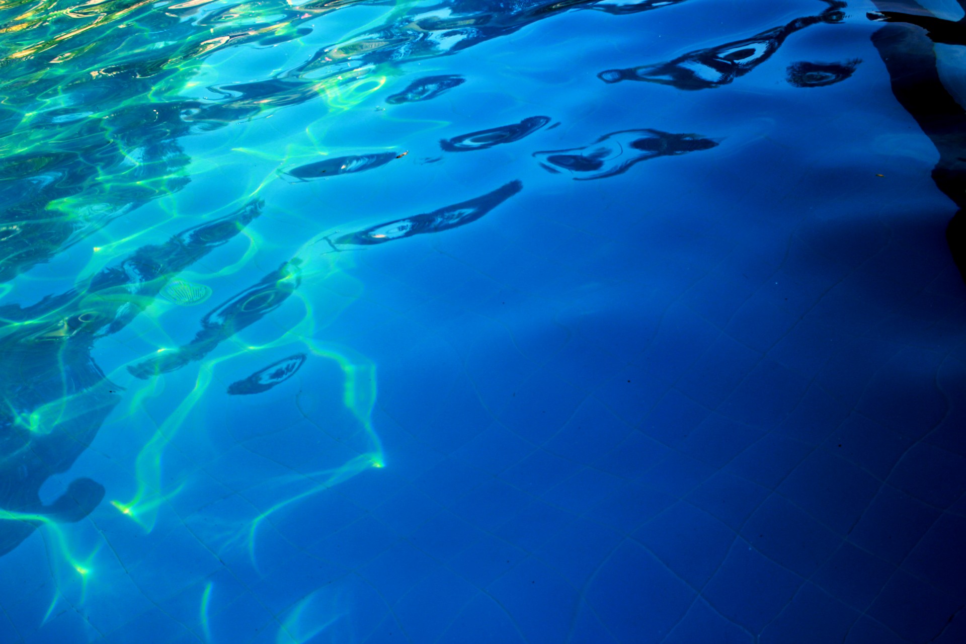 Blue Water Stock Photos, Images and Backgrounds for Free Download