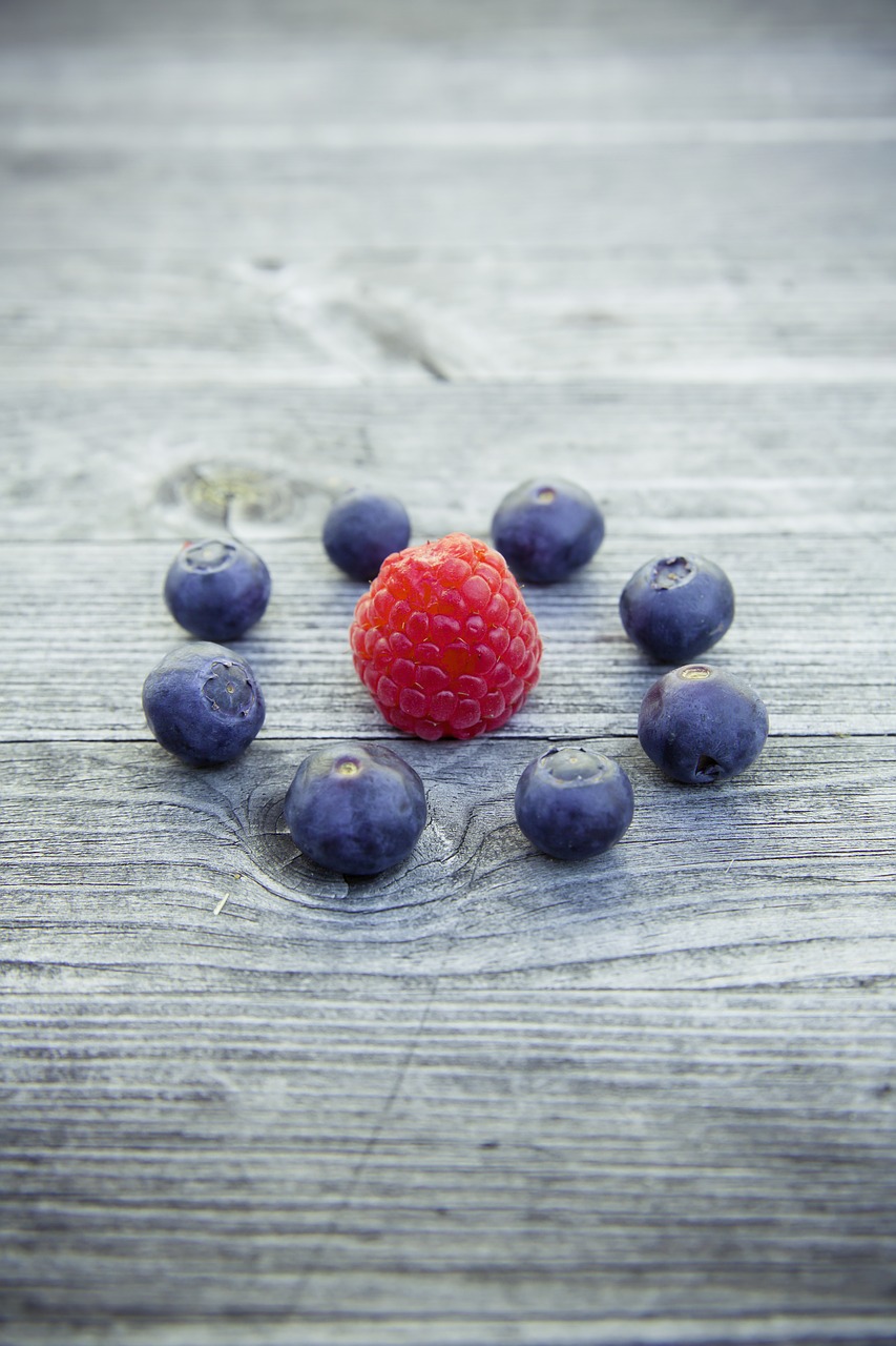blueberries raspberries fruit free photo