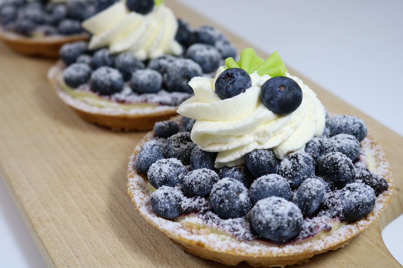 blueberries  banquet  bakery free photo