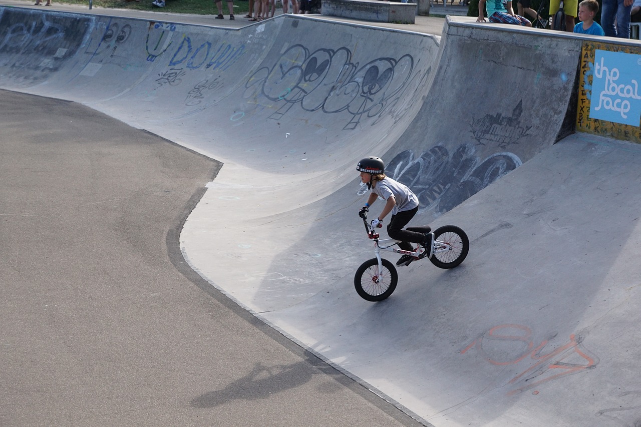 bmx bike drive free photo