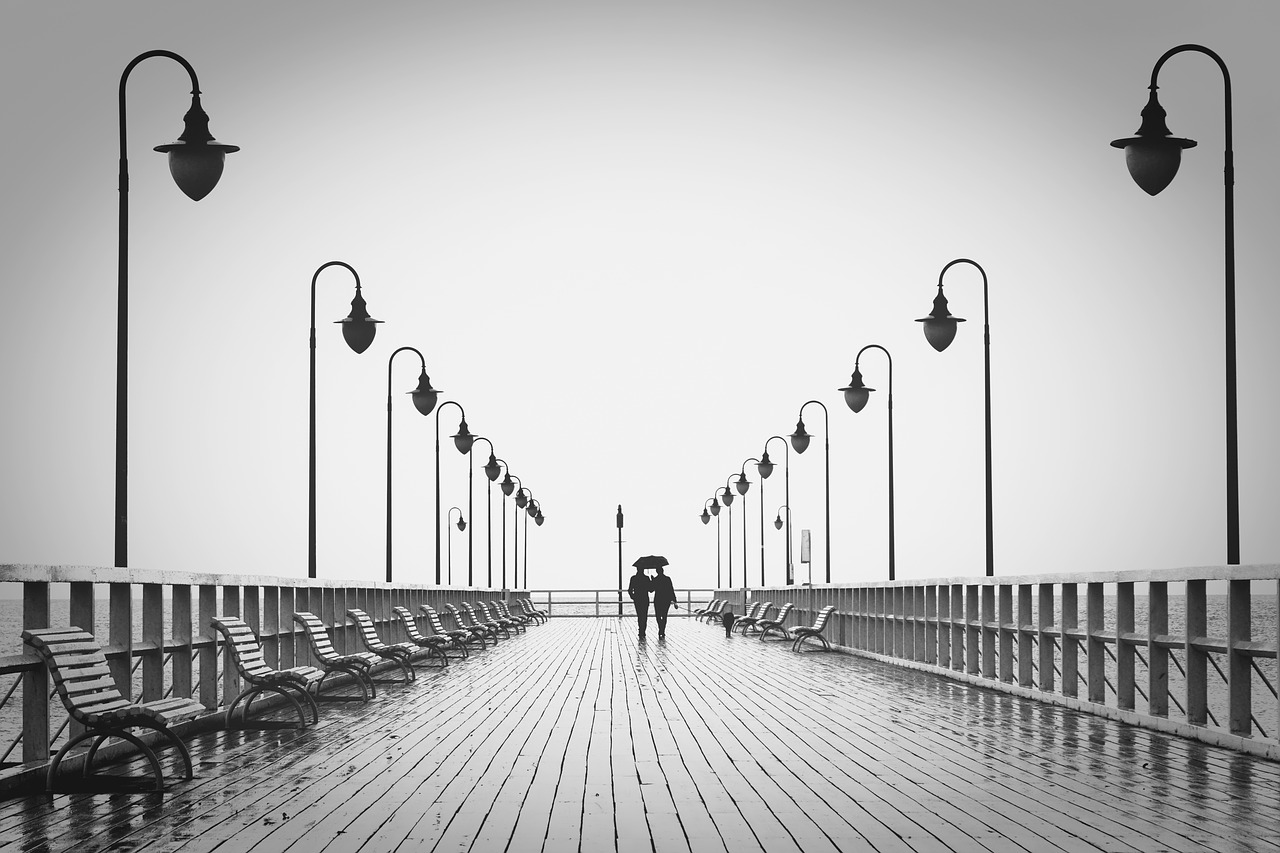 boardwalk love man free photo