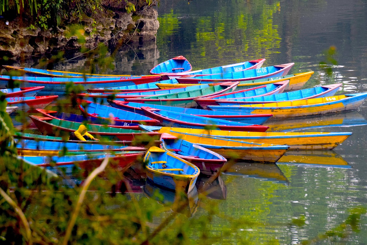 boat phewalake colours free photo