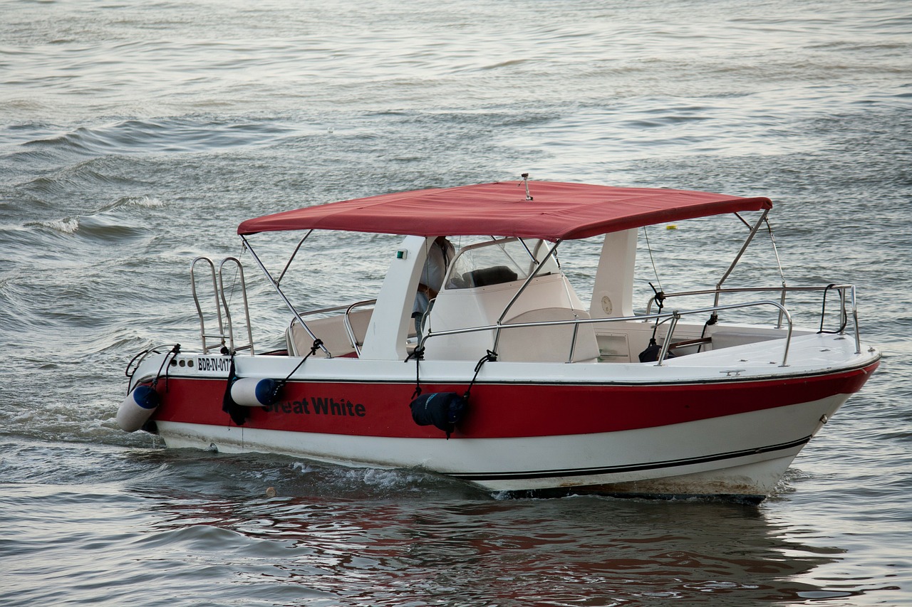 boat motor sea free photo