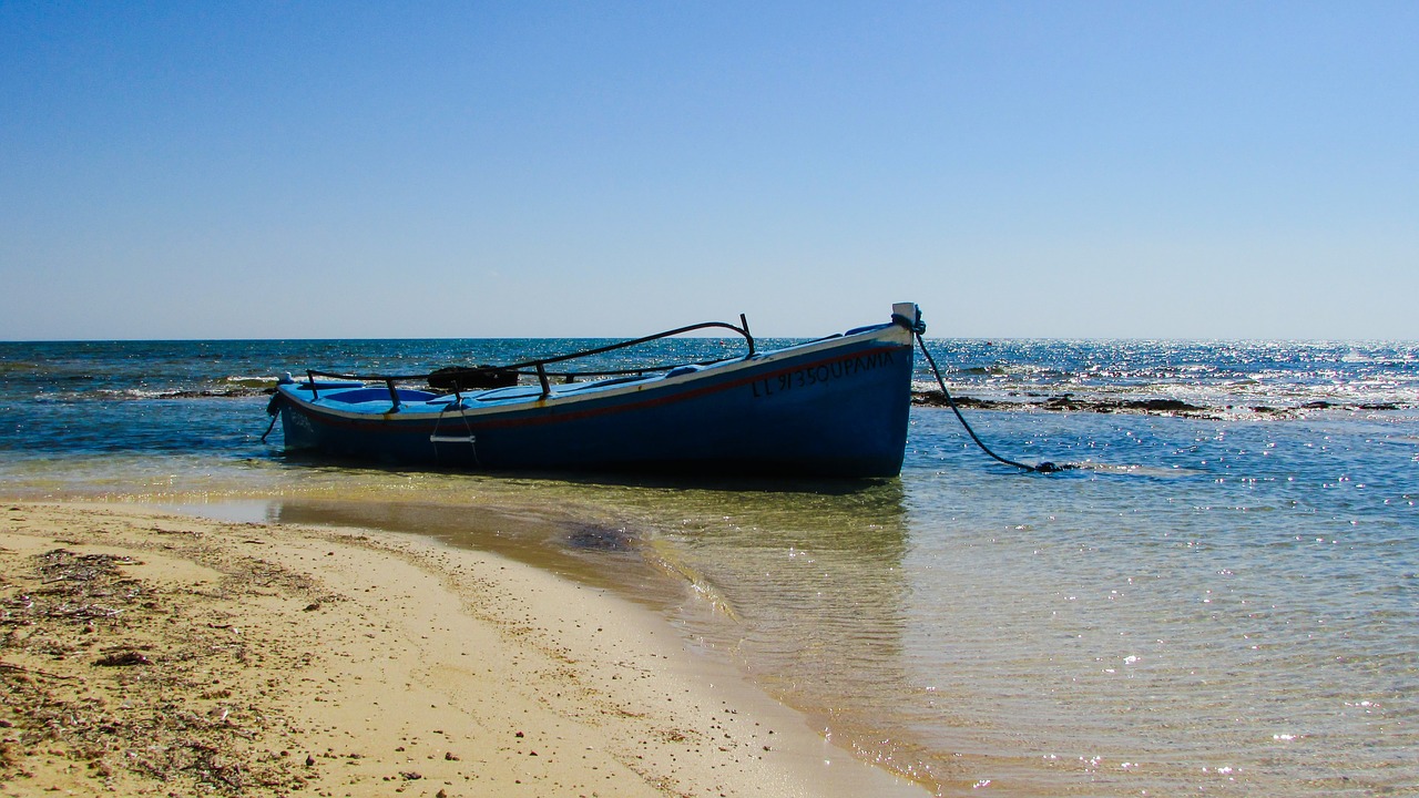 boat beach sea free photo