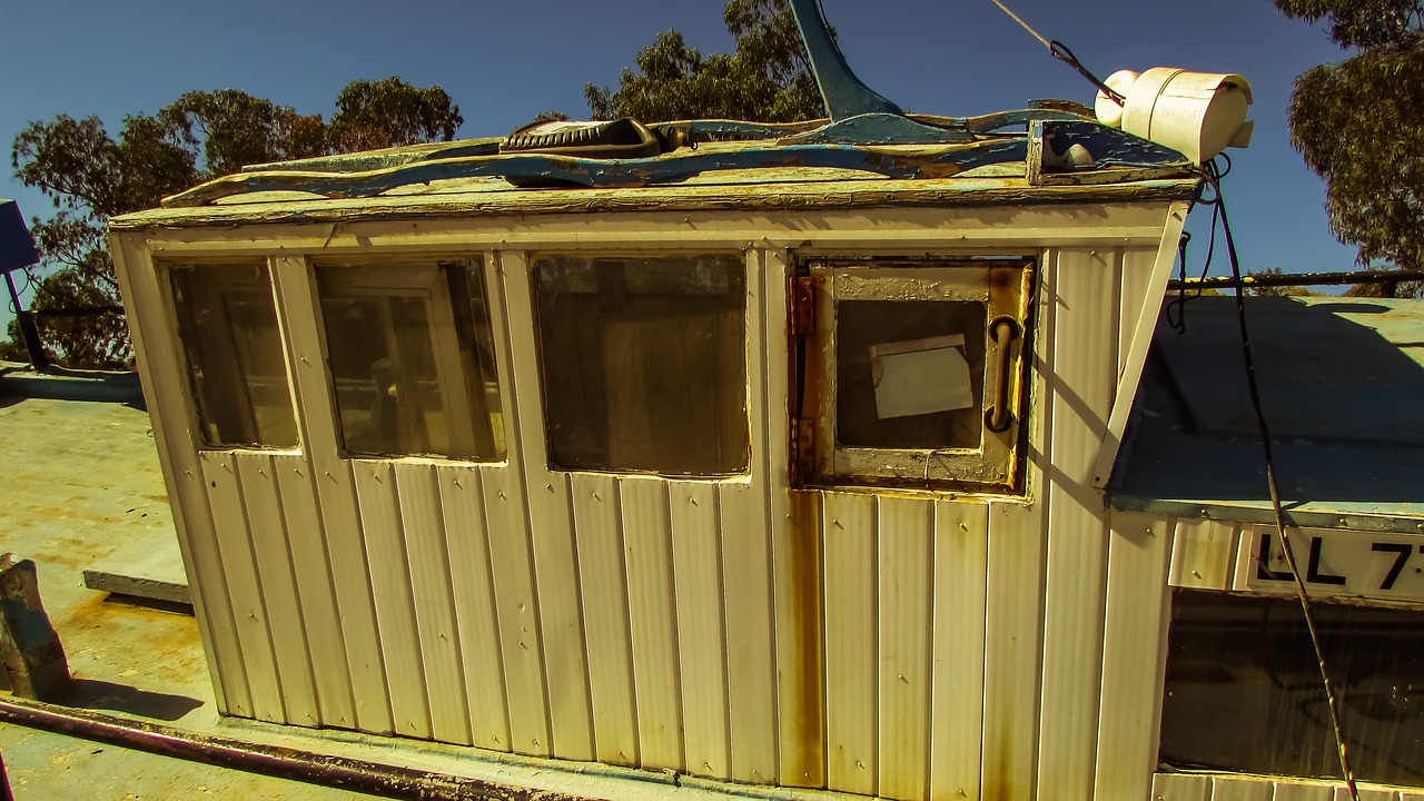 boat old abandoned free photo