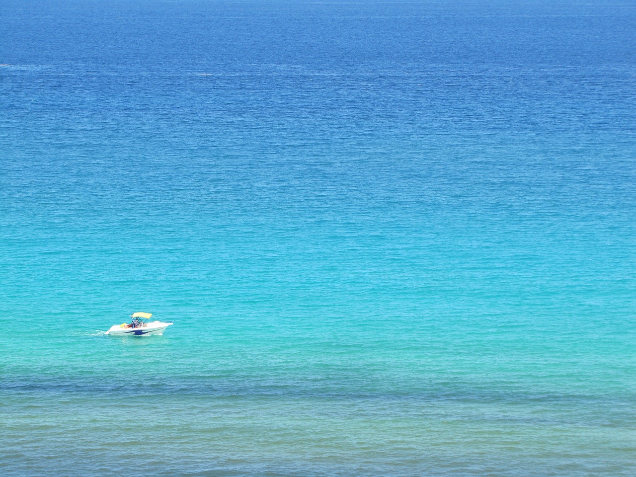 boat ocean blue free photo