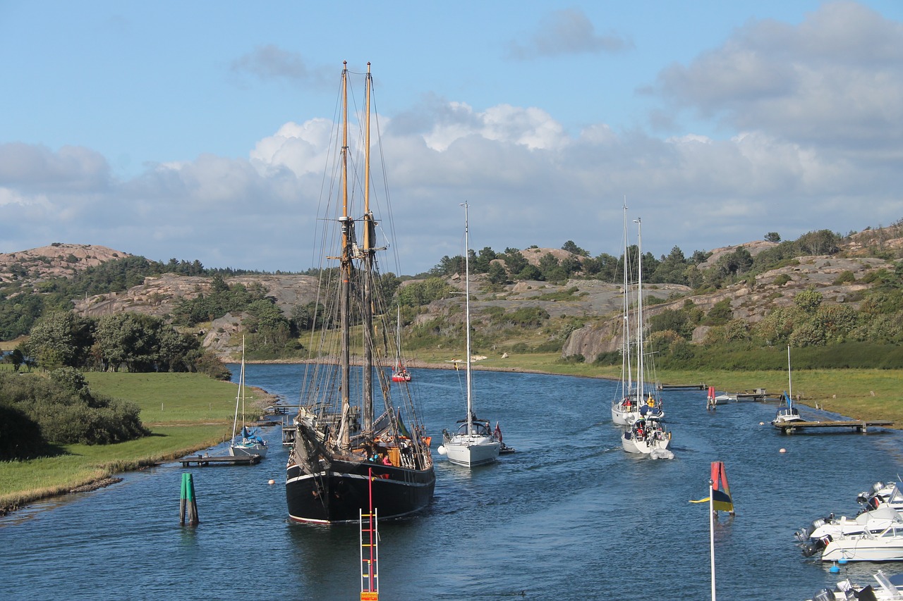 boat summer holiday free photo