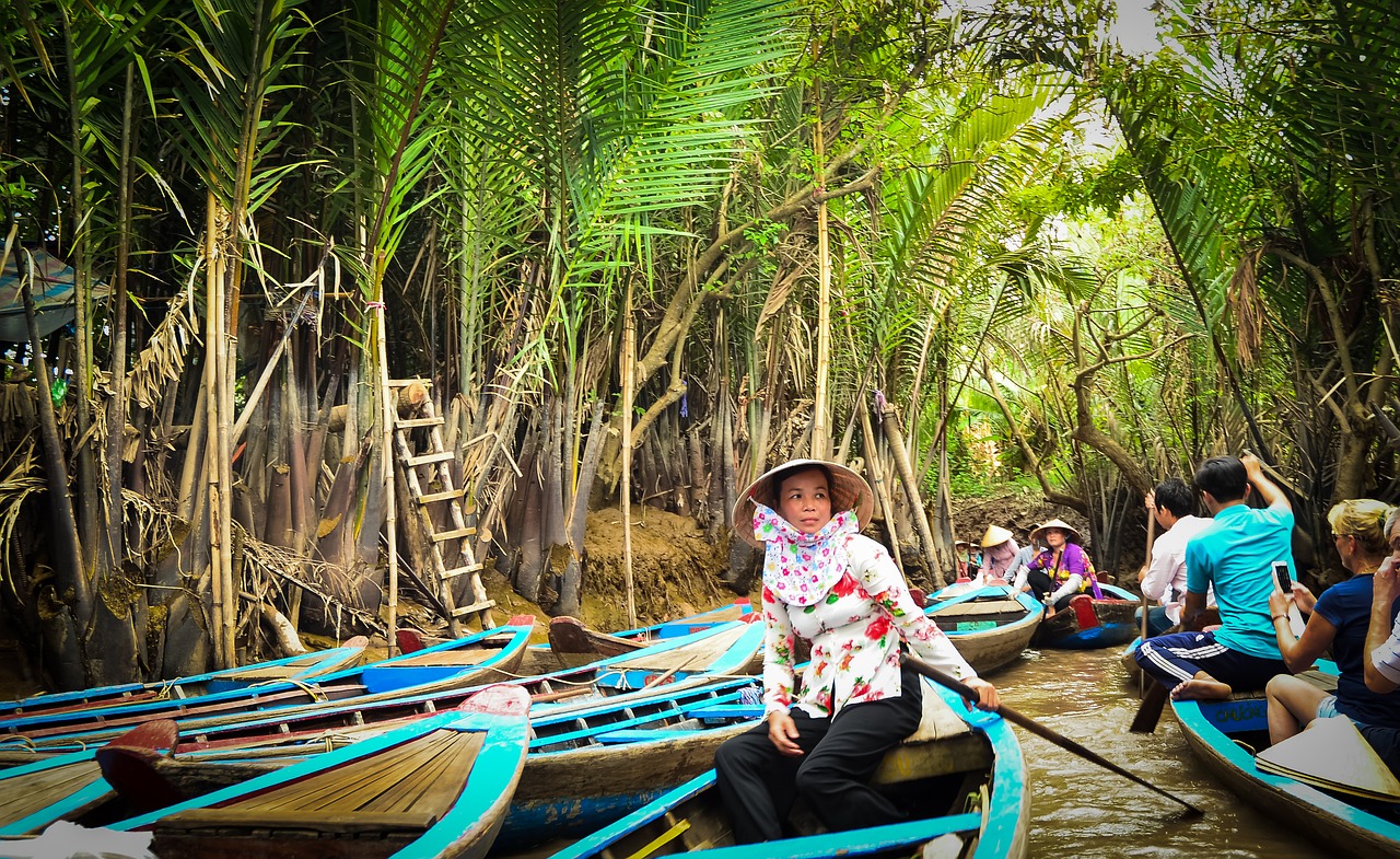 boat river vietnam travel free photo