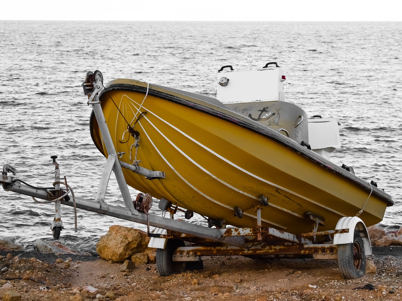 boat grounded trailer free photo