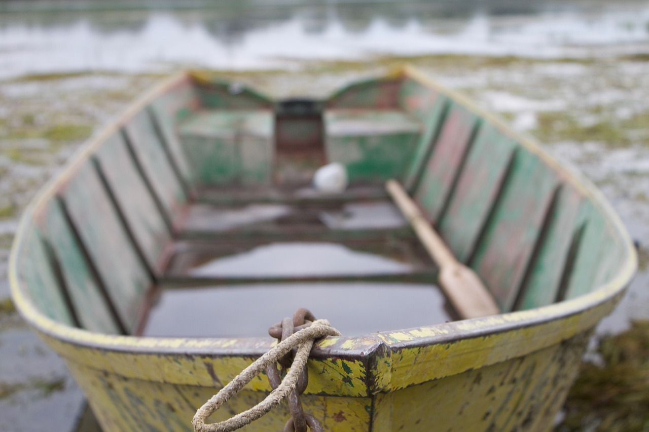 boat leak water free photo