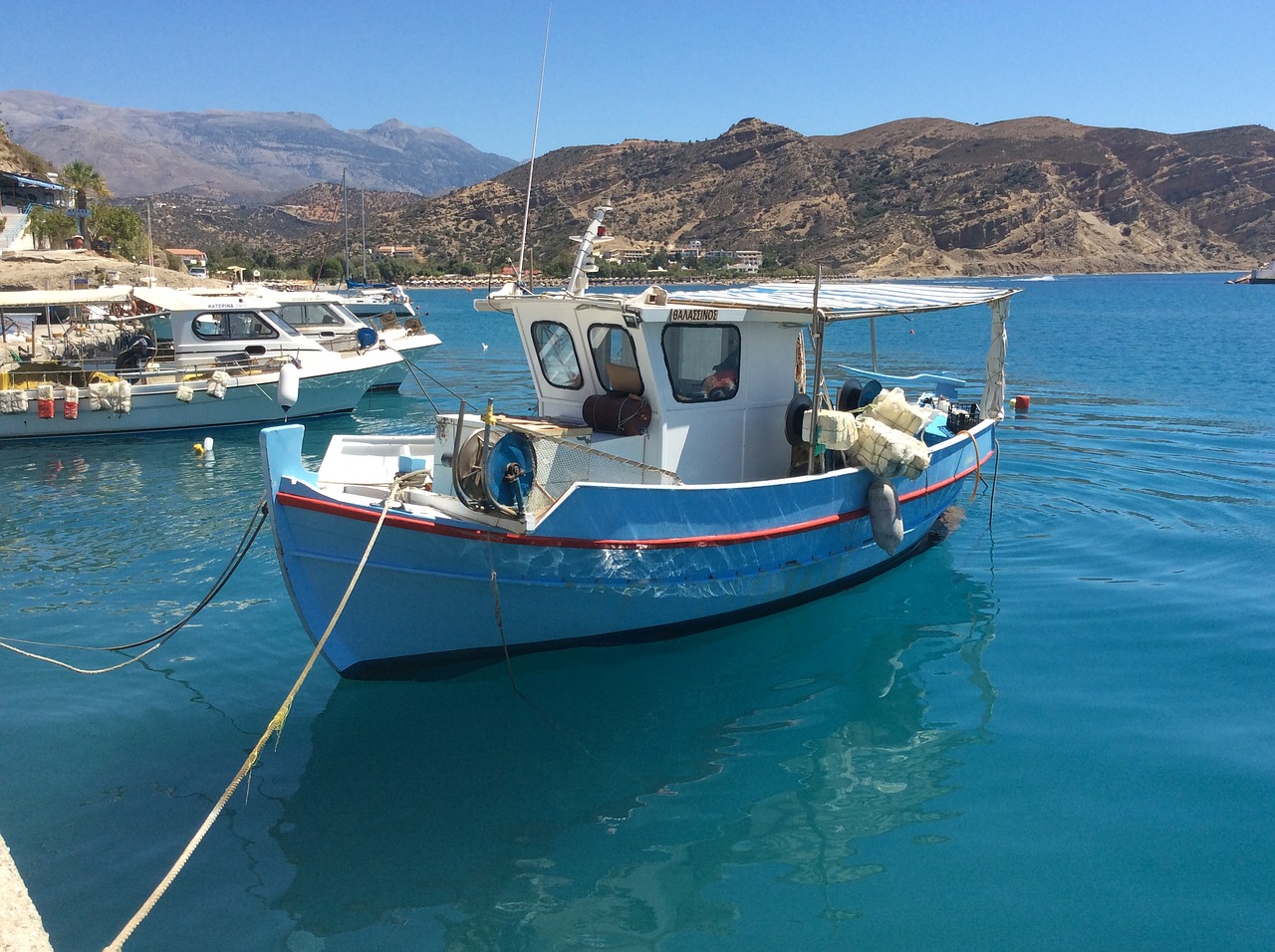 boat crete fishing free photo