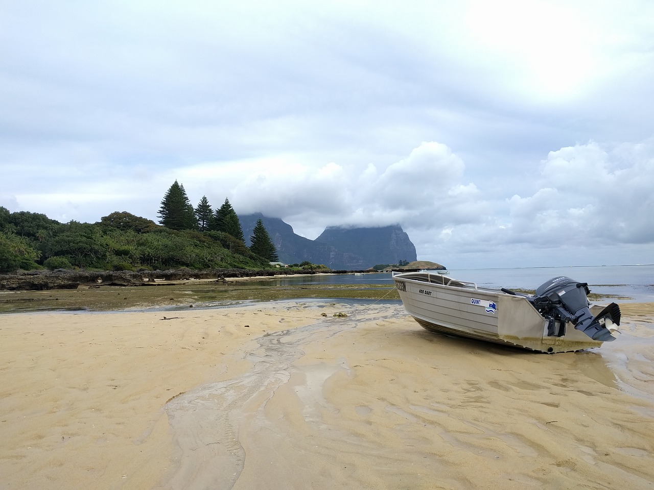 boat beach island free photo