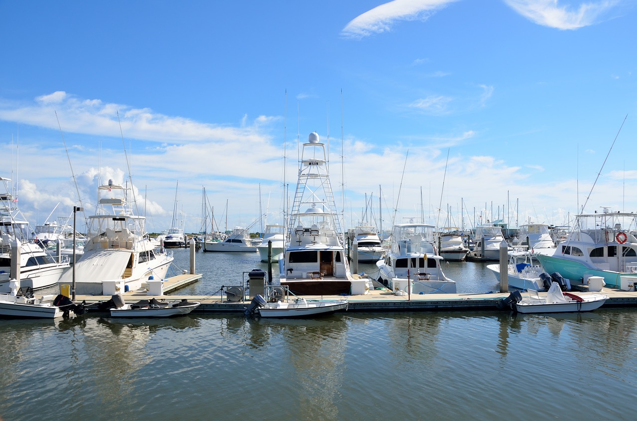 boat marina stored free photo