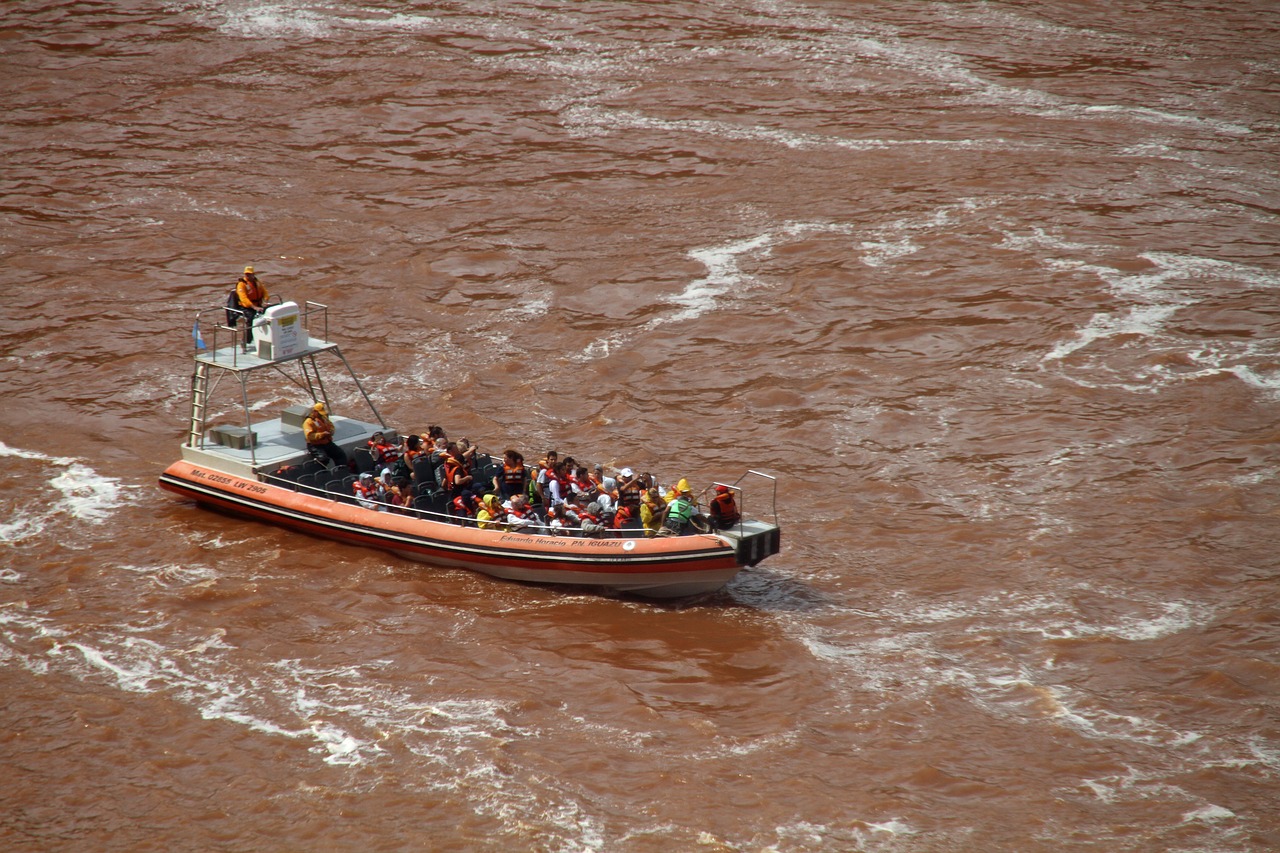 boat iguazú falls argentina free photo