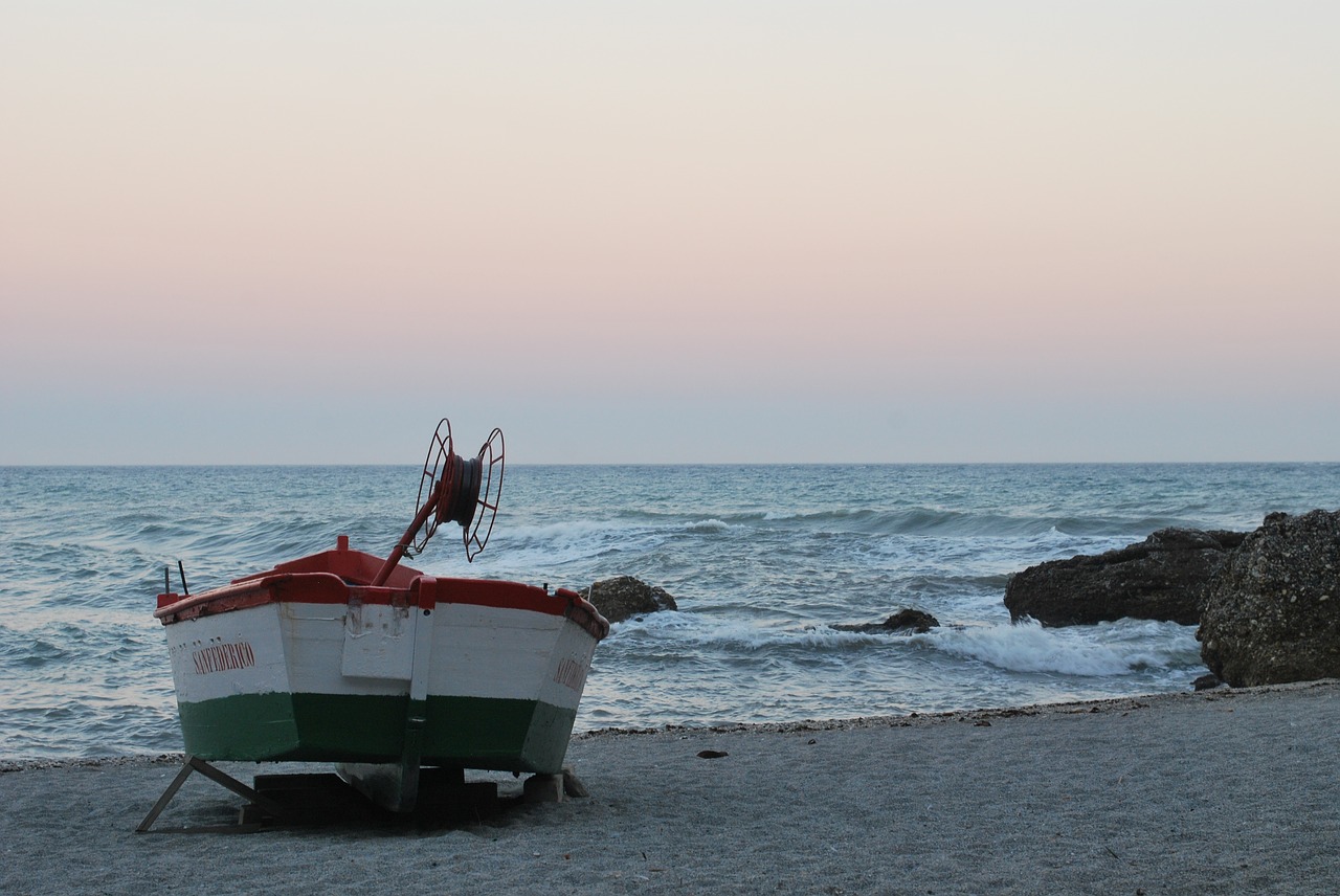 boat fishing medeterrainan free photo