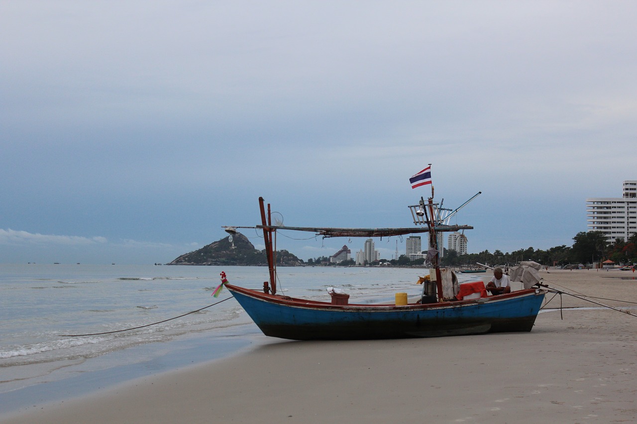 boat beach sea free photo