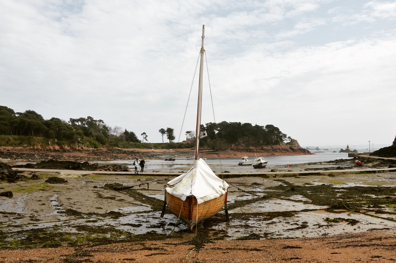 boat see nature free photo