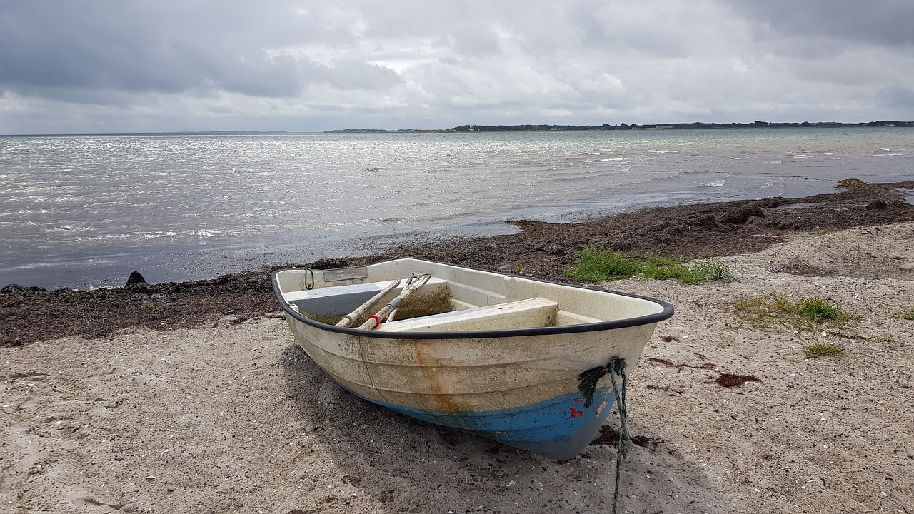 boat natural sea free photo