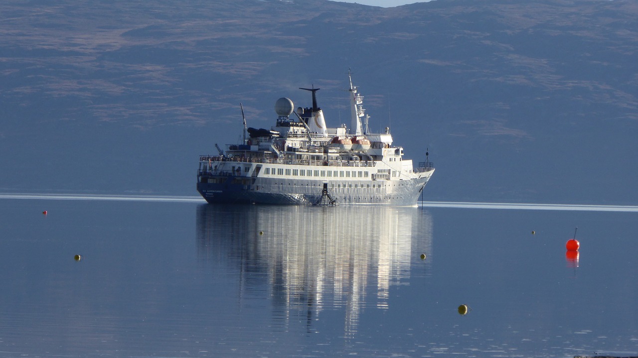 boat water travel free photo