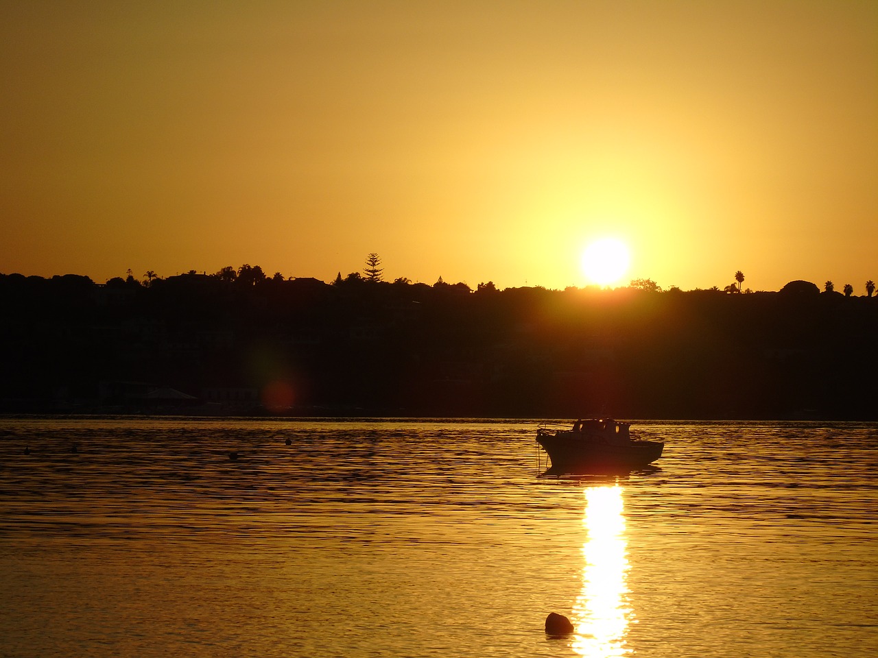 boat horizon sea free photo