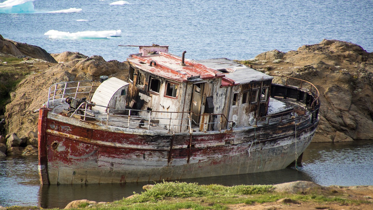 boat old greenland free photo