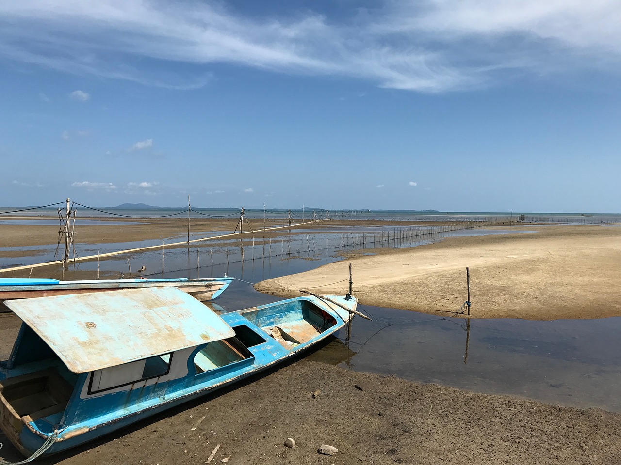 boat shore island free photo