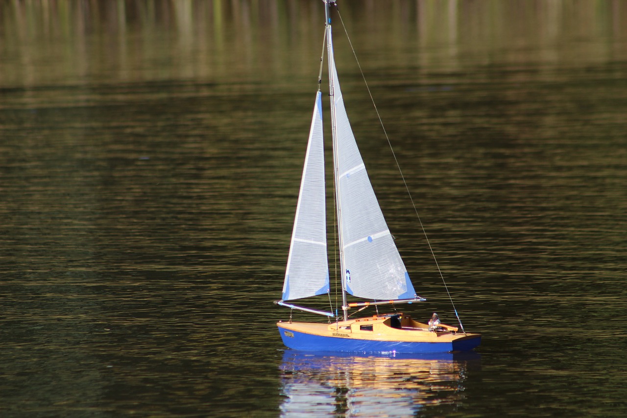 boat model sailing free photo