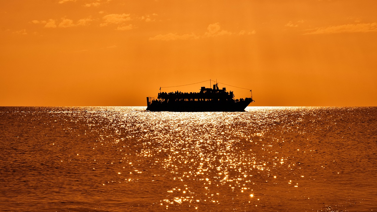 boat sunset sunlight free photo
