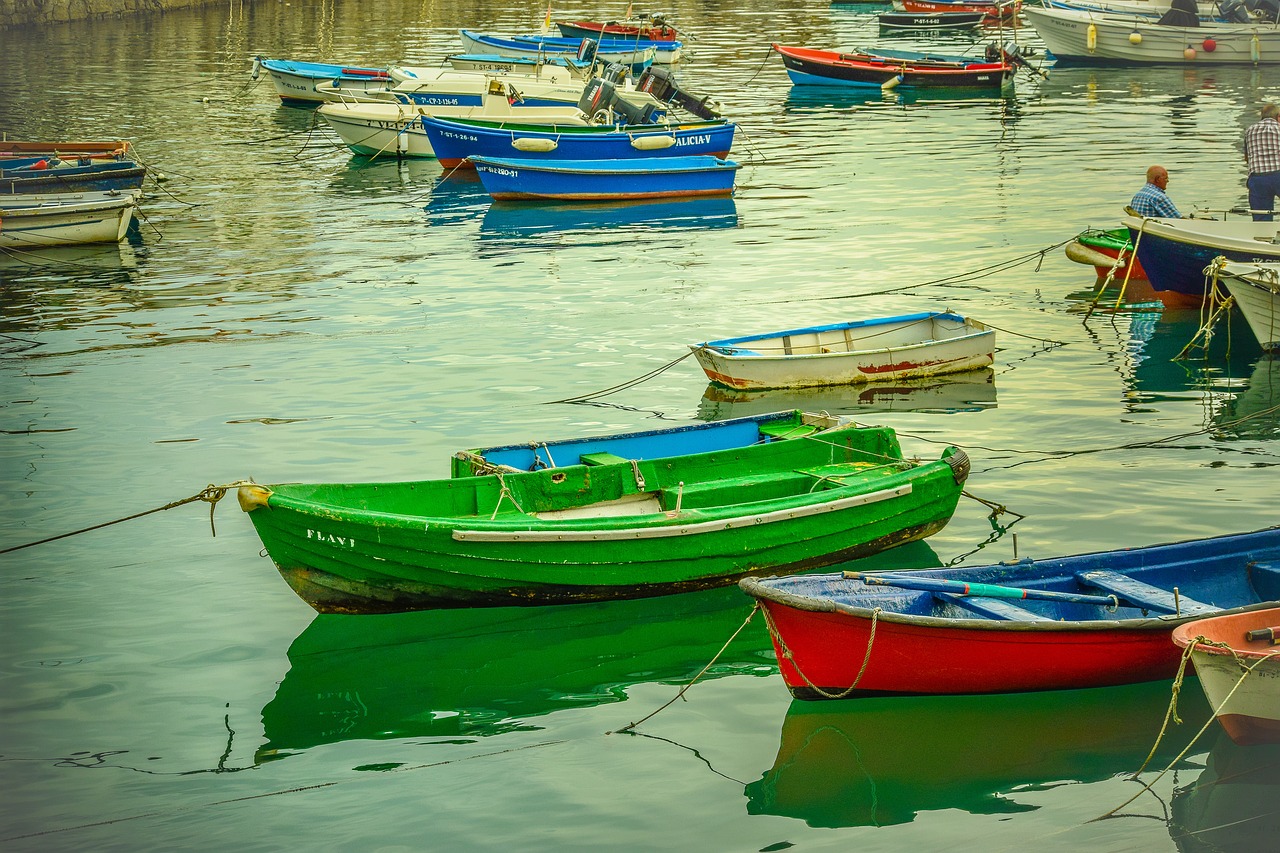 boat sea castro urdiales free photo