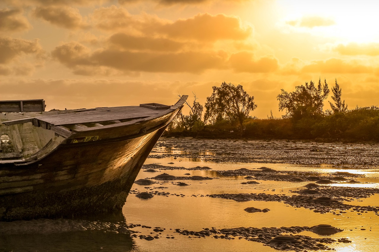 boat  landscape  sunset free photo