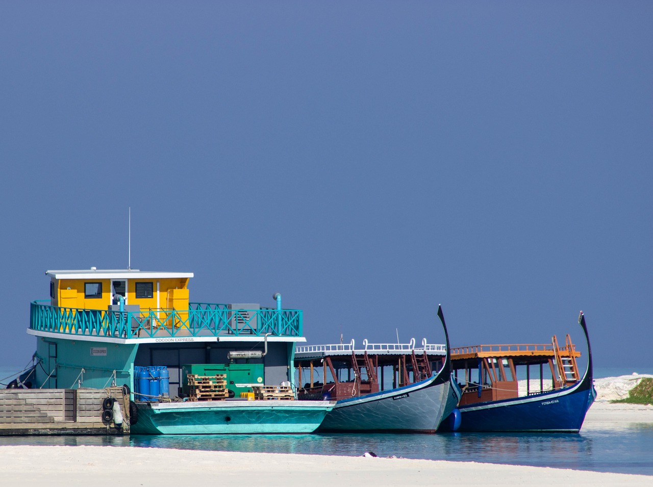 boat  sea  sand free photo