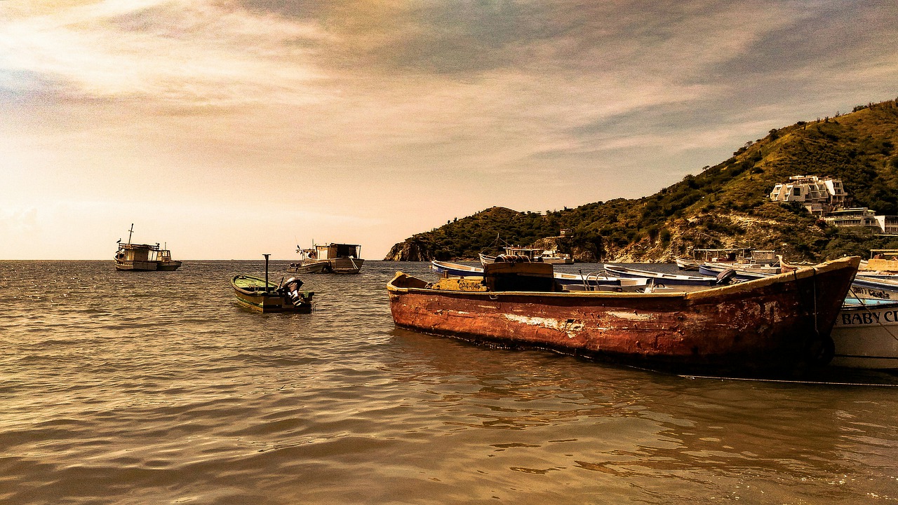 boat  landscape  water free photo